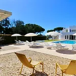 Azul - Clever Details, Luxury Villa, Private Pool, Access To A Club With Tennis Court, Playground, Communal Pools