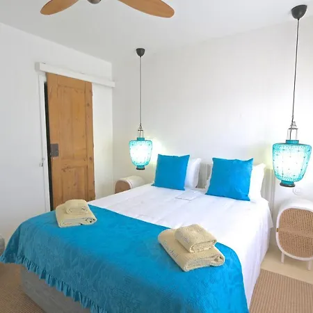 Azul: Luxury Retreat With Private Pool And Club Access Villa Vilamoura