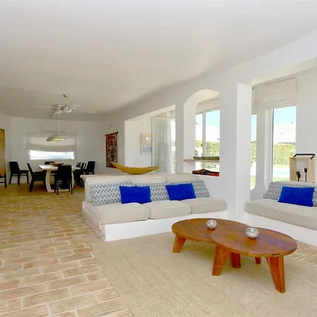 Azul - Clever Details, Luxury Villa, Private Pool, Access To A Club With Tennis Court, Playground, Communal Pools Villa Vilamoura