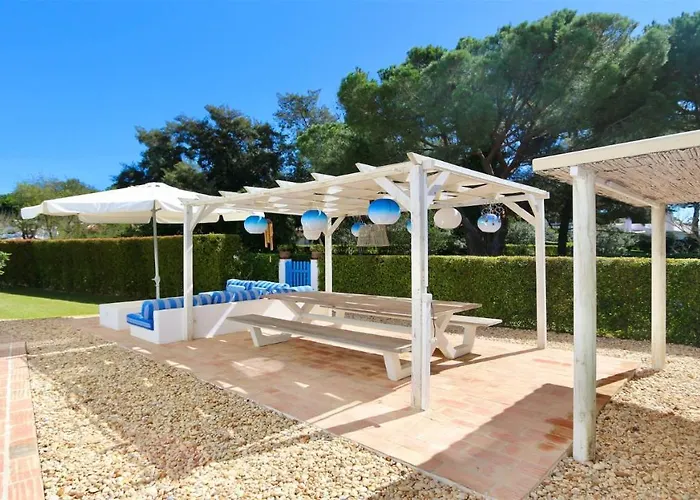 Azul - Clever Details, Luxury Villa, Private Pool, Access To A Club With Tennis Court, Playground, Communal Pools Vilamoura
